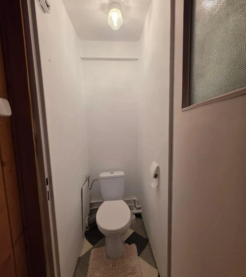 Room Near The Center Of Warsaw, Bora Komorowskiego 35